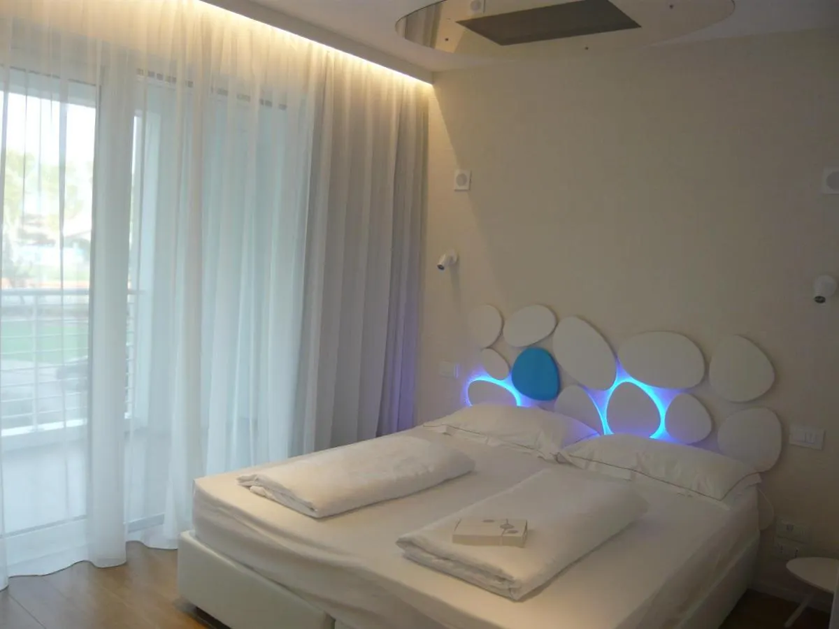 *** Aparthotel Marina Verde Resort Official Caorle Italia